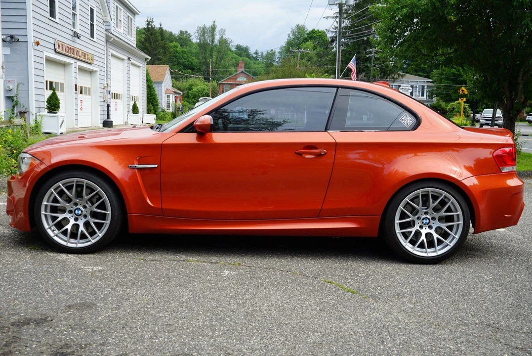 2011 BMW 1M - Image 6 of 10