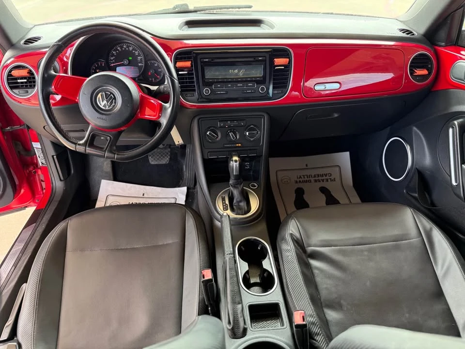 2011 Volkswagen Beetle - Image 11 of 12