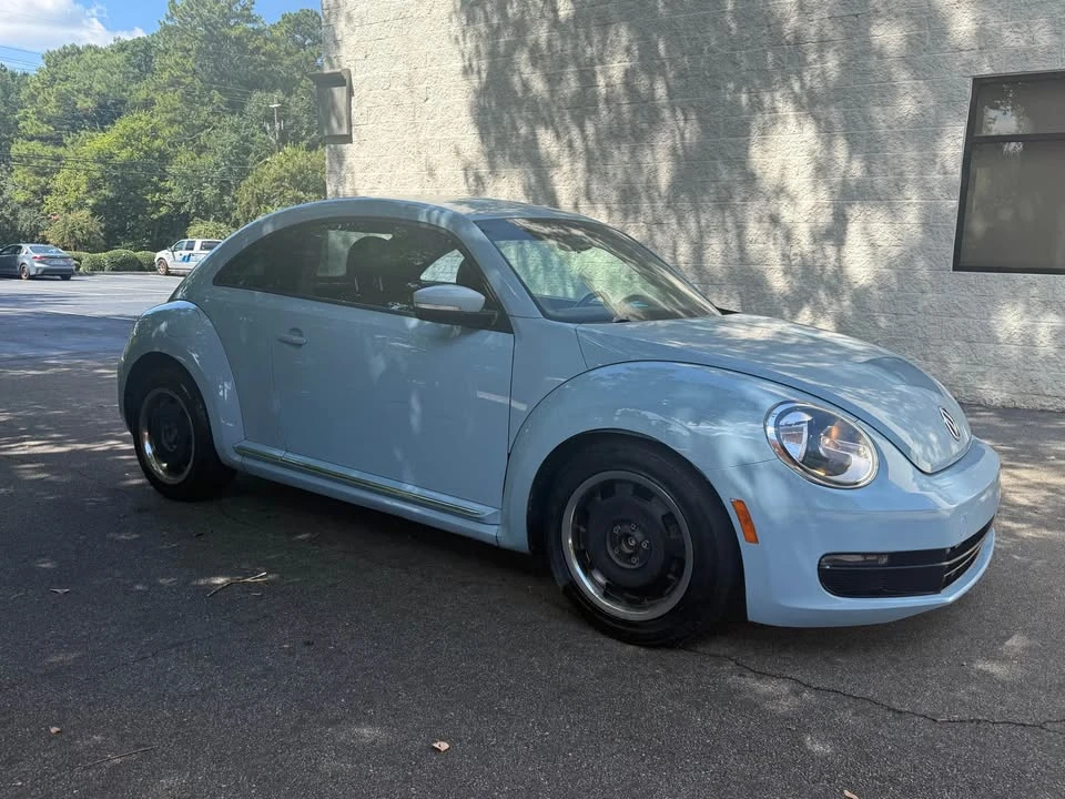 2011 Volkswagen Beetle - Image 13 of 13