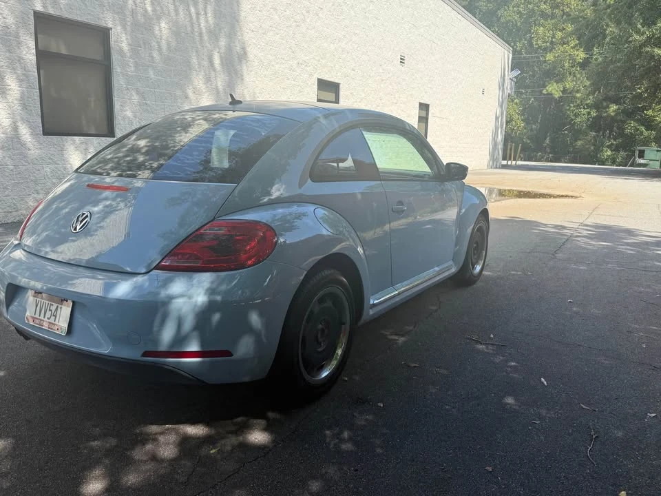 2011 Volkswagen Beetle - Image 4 of 13