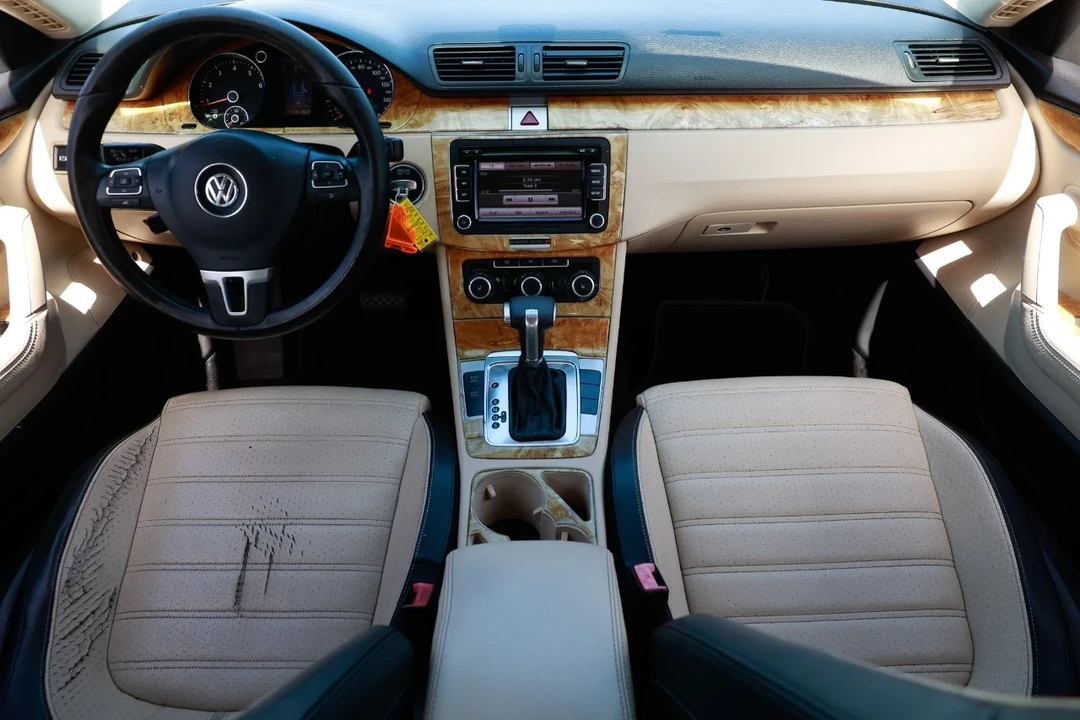 2011 Volkswagen CC - Image 2 of 12