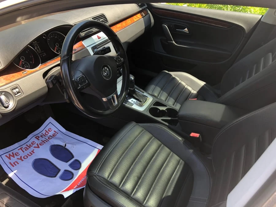 2011 Volkswagen CC - Image 2 of 4