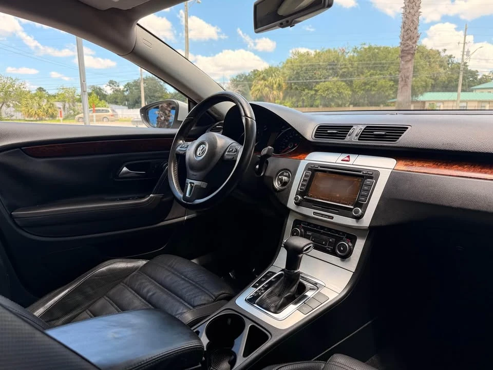 2011 Volkswagen CC - Image 16 of 20