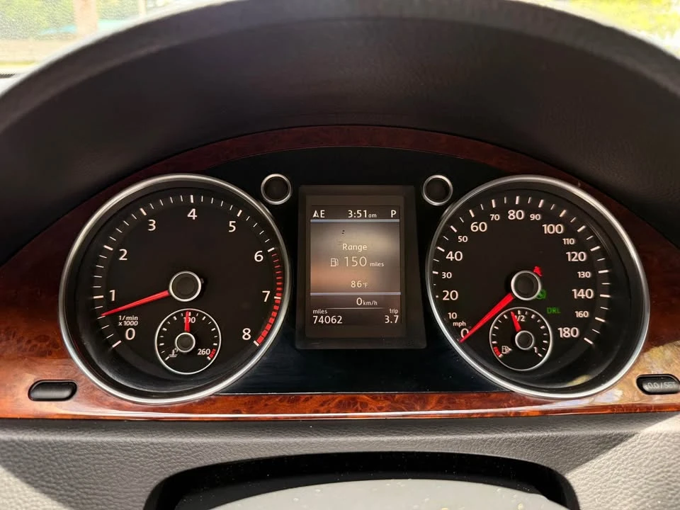 2011 Volkswagen CC - Image 19 of 20