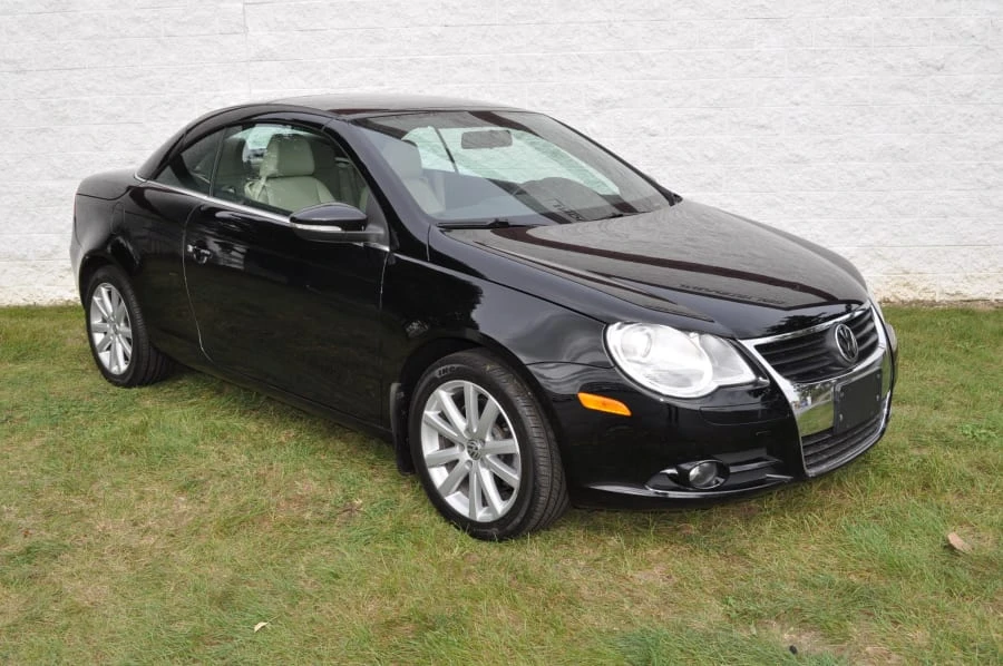 2011 Volkswagen Eos - Image 10 of 11