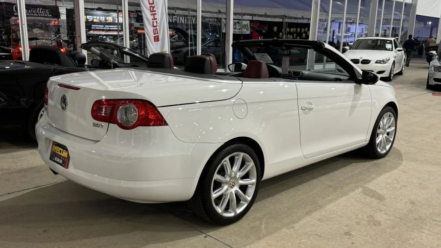 2011 Volkswagen Eos - Image 3 of 8