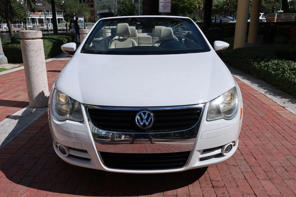2011 Volkswagen Eos - Image 19 of 21
