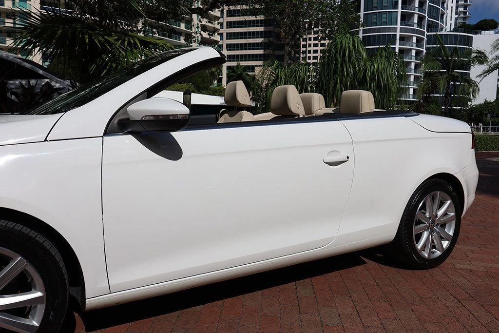 2011 Volkswagen Eos - Image 21 of 21