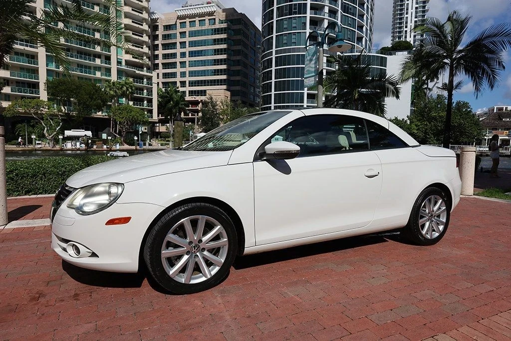 2011 Volkswagen Eos - Image 6 of 12