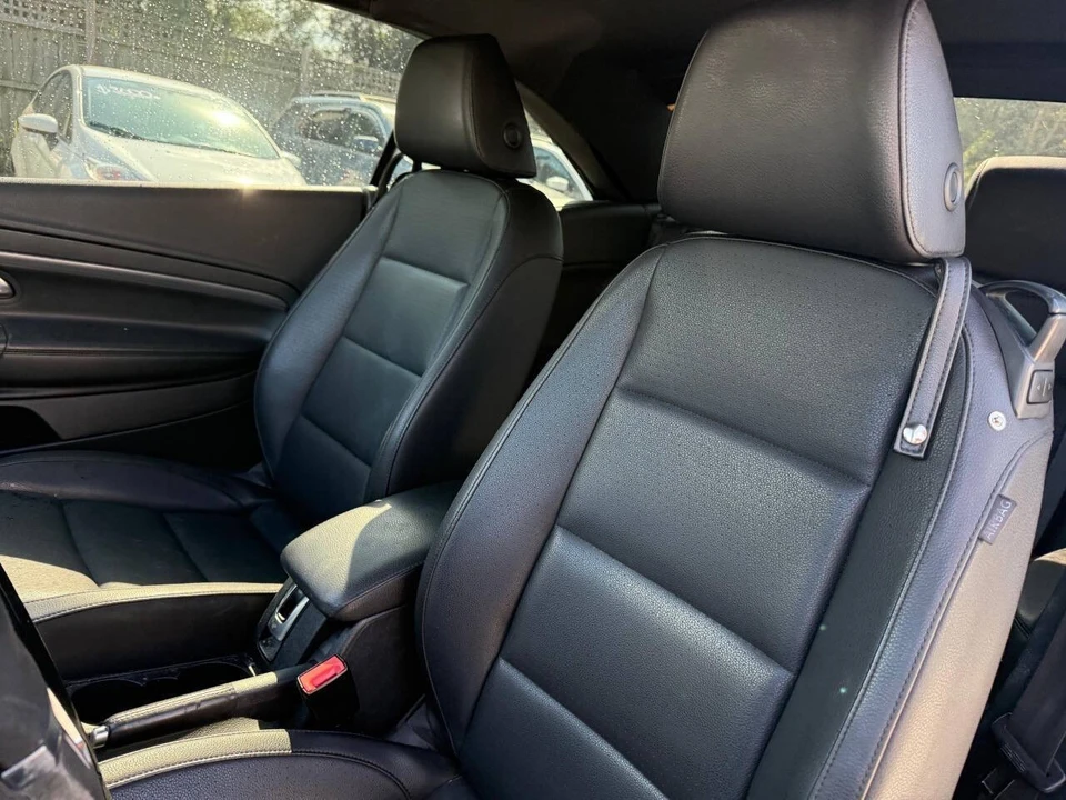 2011 Volkswagen Eos - Image 20 of 21
