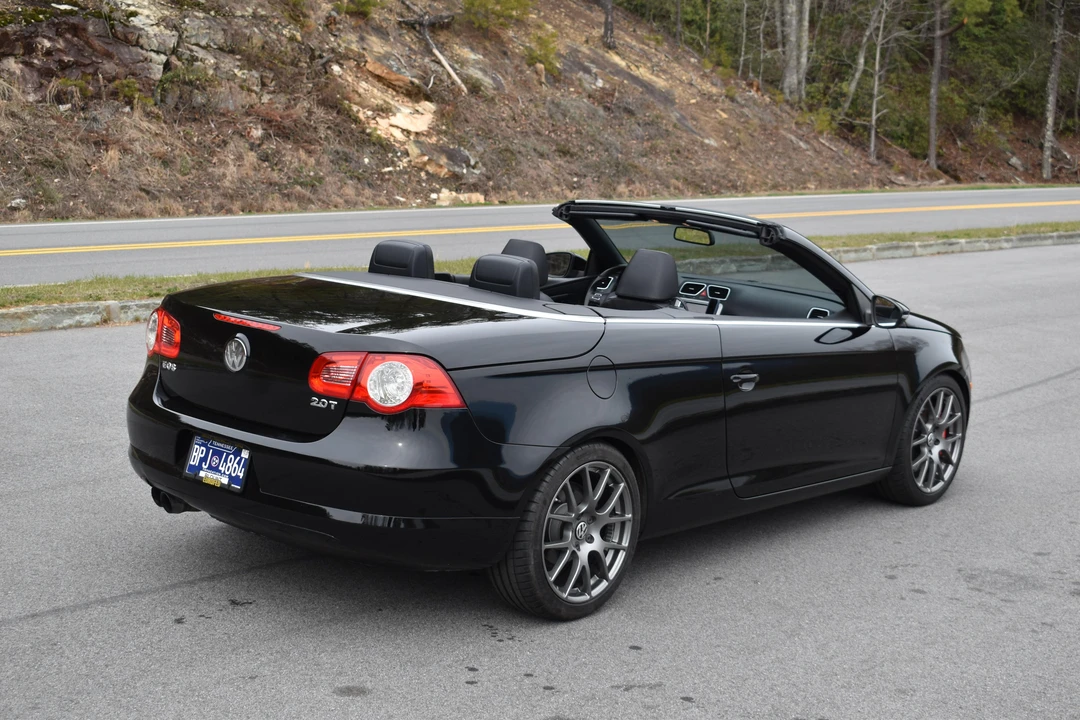 2011 Volkswagen Eos - Image 14 of 31