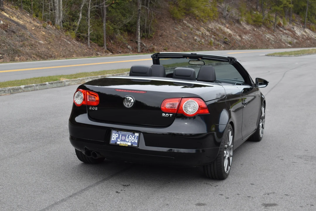 2011 Volkswagen Eos - Image 13 of 31