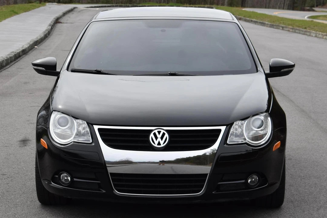 2011 Volkswagen Eos - Image 2 of 31