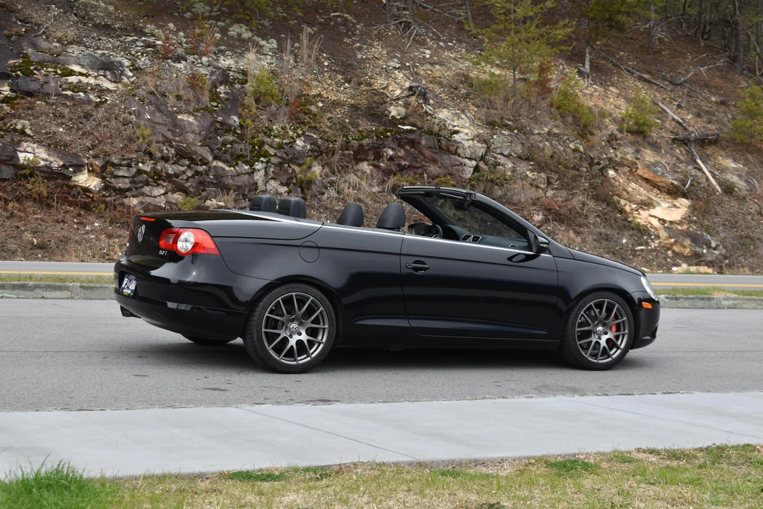 2011 Volkswagen Eos - Image 15 of 31