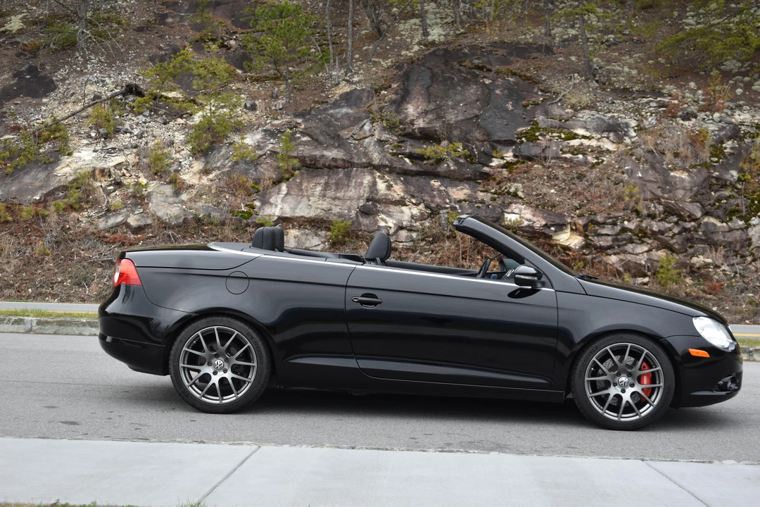 2011 Volkswagen Eos - Image 17 of 31