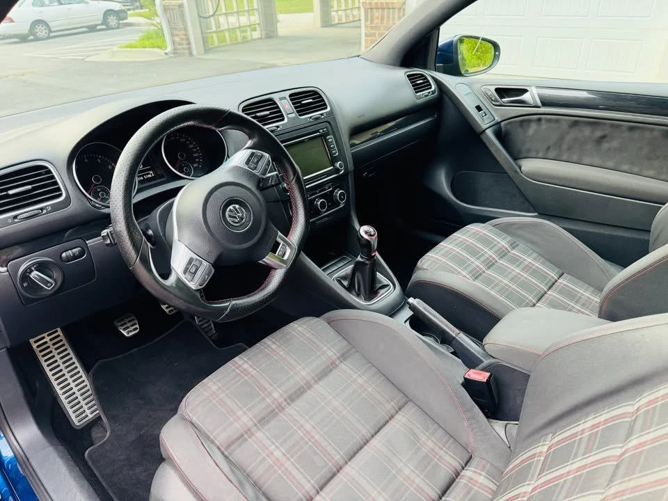2011 Volkswagen GTI Mk6 - Image 11 of 12