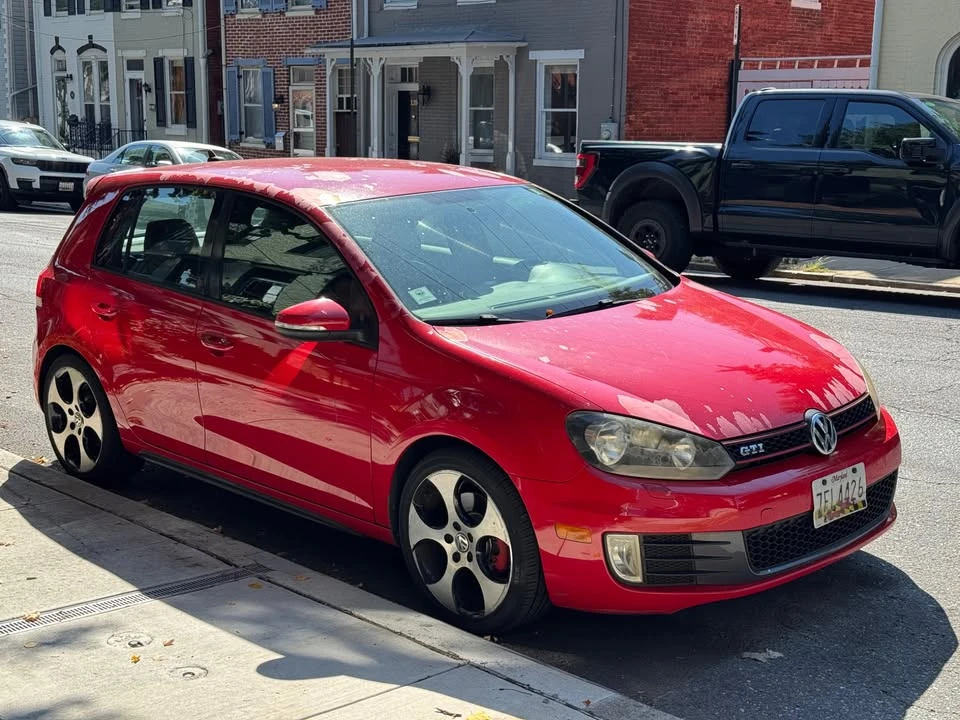 2011 Volkswagen GTI Mk6 - Image 2 of 12