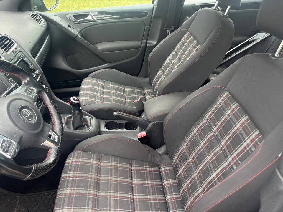 2011 Volkswagen GTI Mk6 - Image 6 of 6