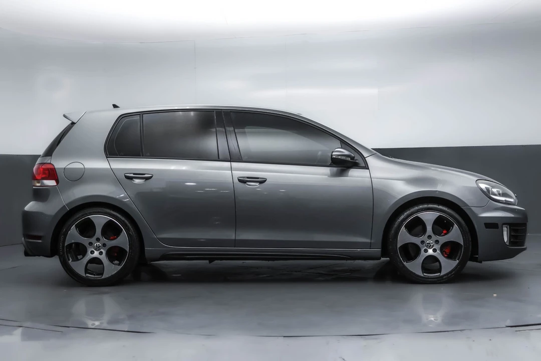 2011 Volkswagen GTI Mk6 - Image 8 of 12