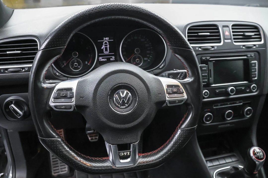 2011 Volkswagen GTI Mk6 - Image 11 of 12