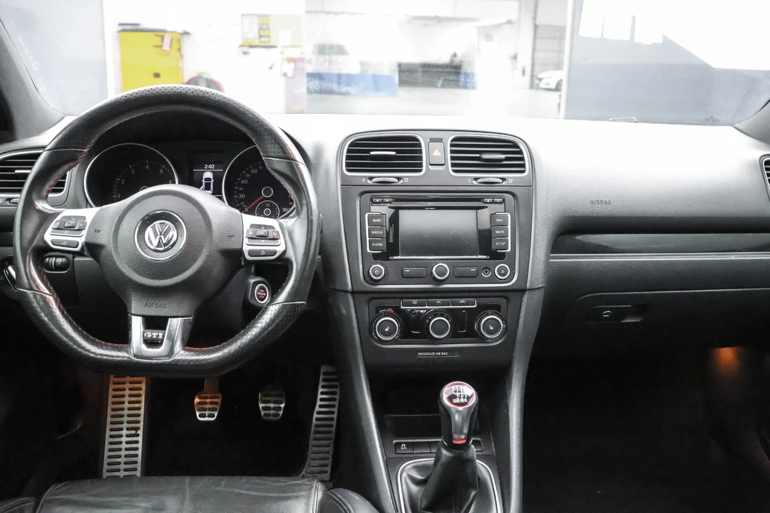 2011 Volkswagen GTI Mk6 - Image 6 of 12