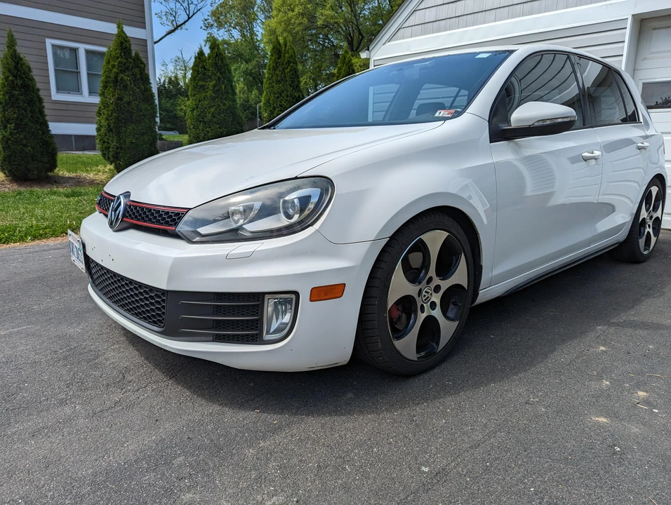 2011 Volkswagen GTI Mk6 - Image 8 of 31