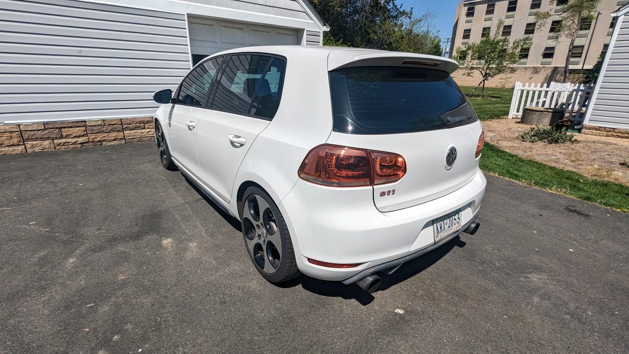 2011 Volkswagen GTI Mk6 - Image 13 of 31