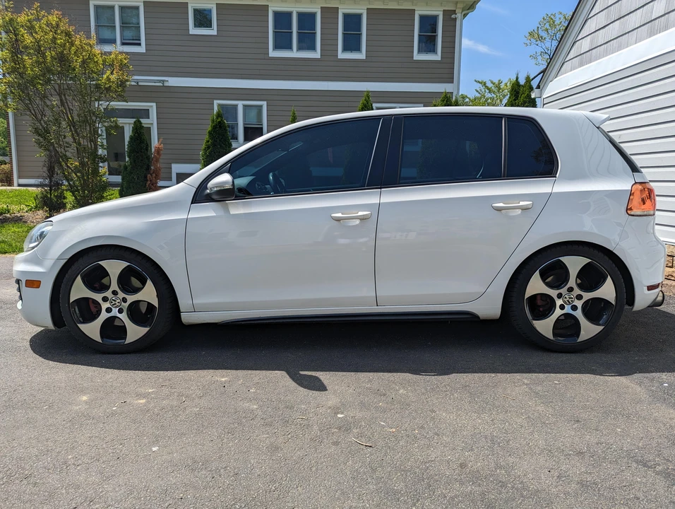 2011 Volkswagen GTI Mk6 - Image 10 of 31