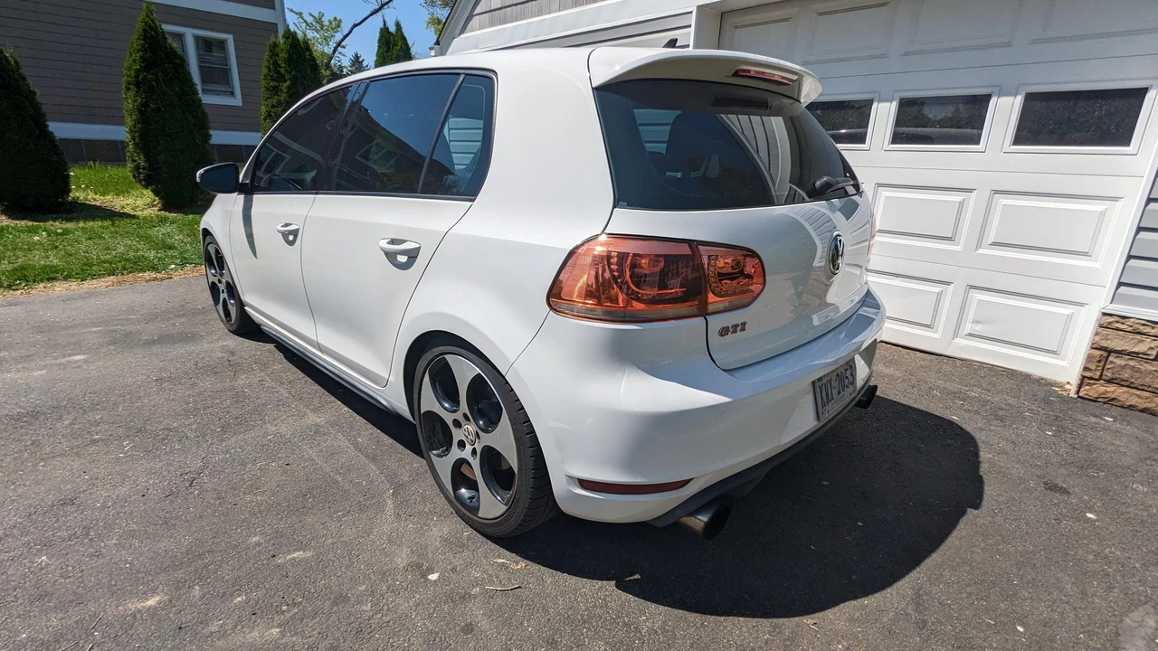 2011 Volkswagen GTI Mk6 - Image 12 of 31
