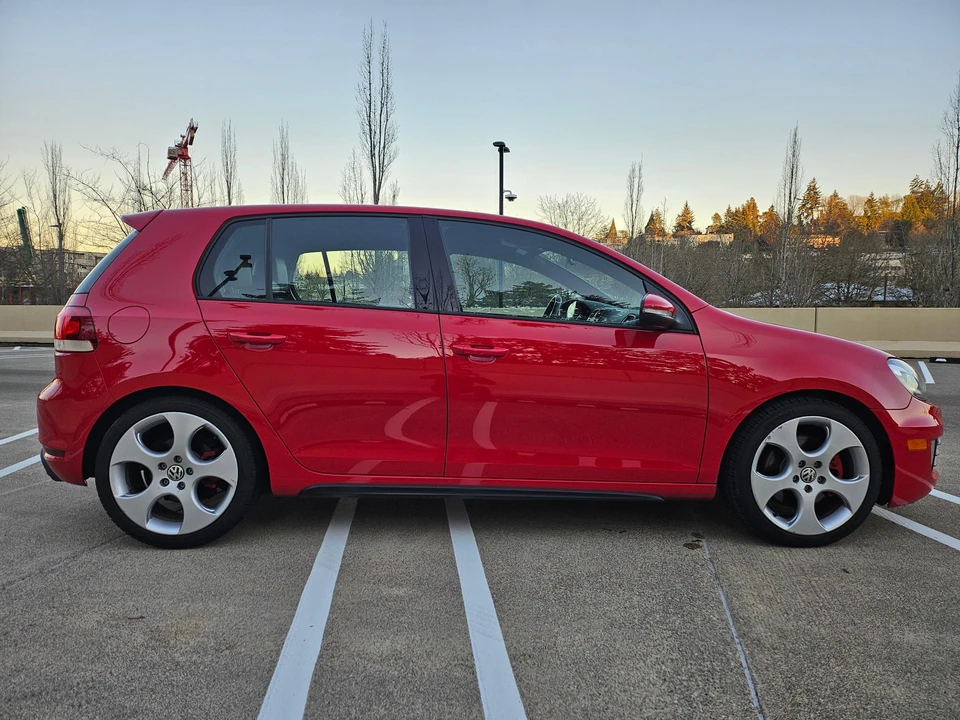 2011 Volkswagen GTI Mk6 - Image 9 of 31