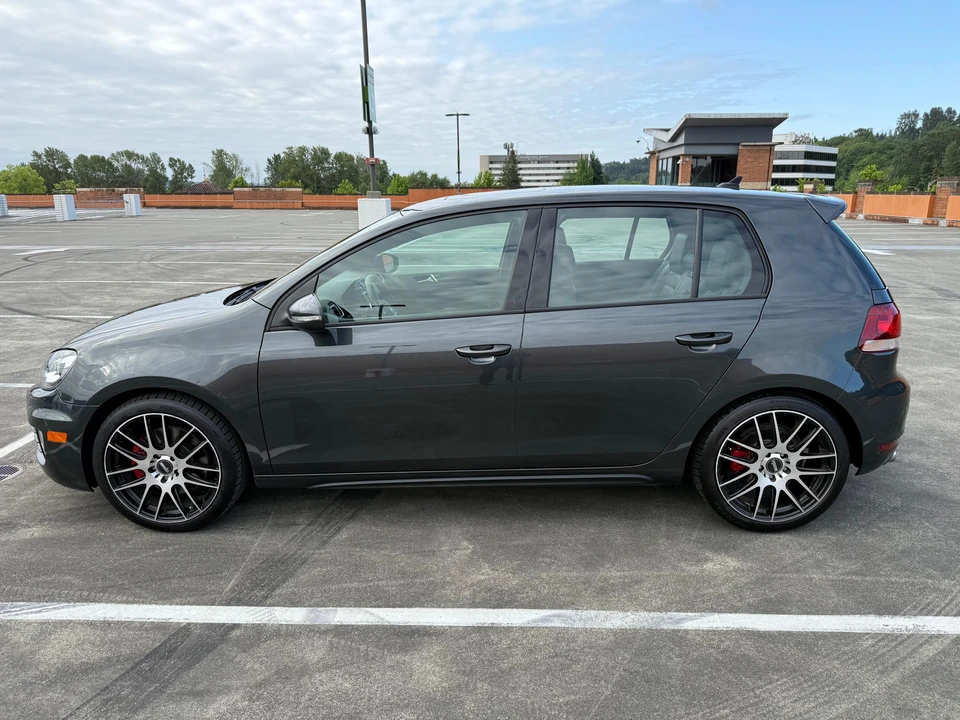 2011 Volkswagen GTI Mk6 - Image 8 of 31