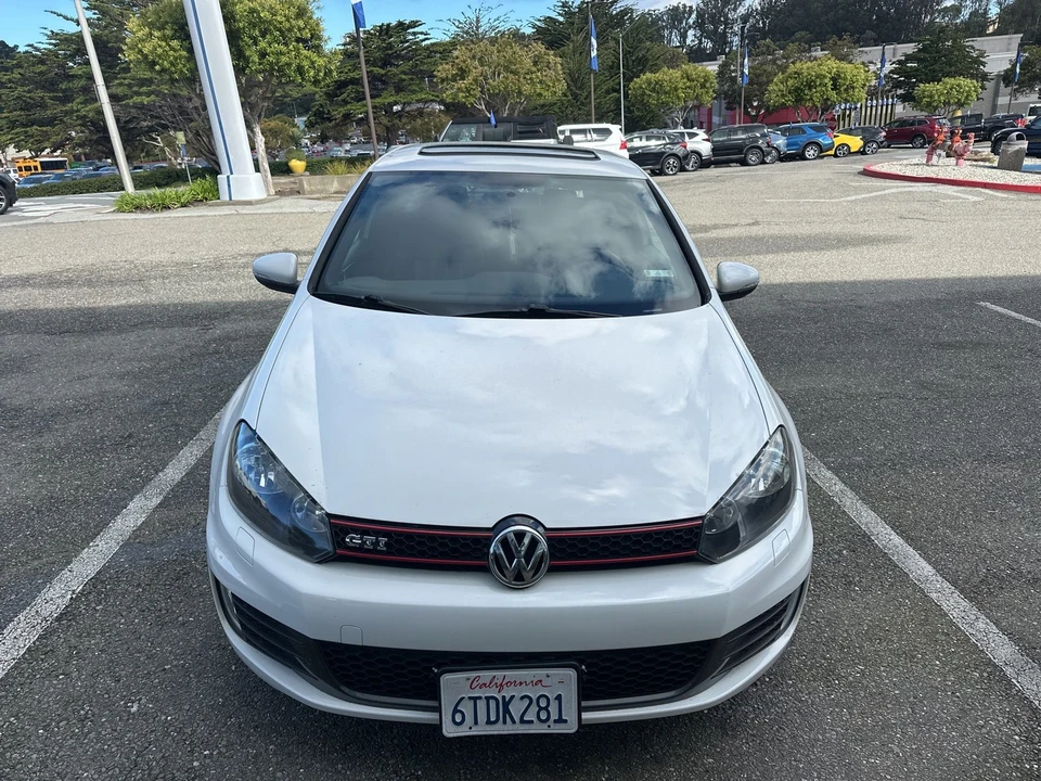 2011 Volkswagen GTI Mk6 - Image 2 of 11