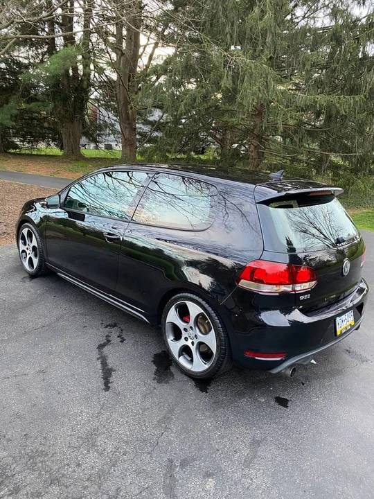 2011 Volkswagen GTI Mk6 - Image 3 of 4