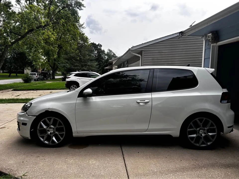 2011 Volkswagen GTI Mk6 - Image 2 of 12