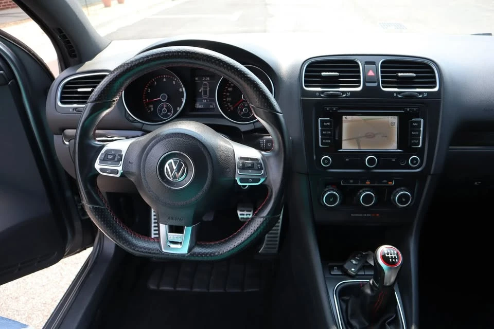 2011 Volkswagen GTI Mk6 - Image 16 of 20