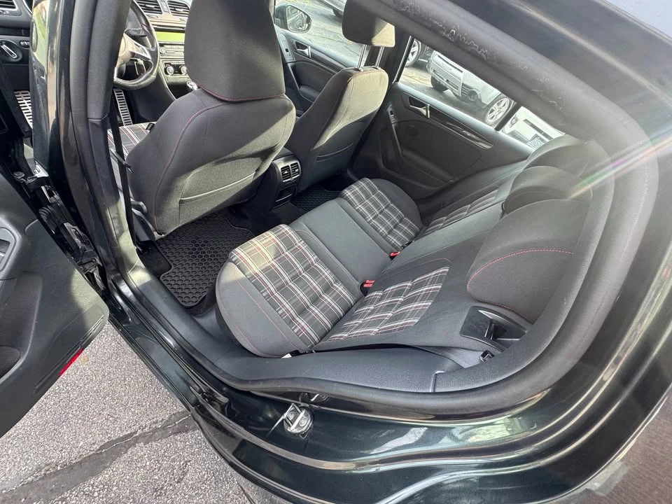 2011 Volkswagen GTI Mk6 - Image 16 of 17