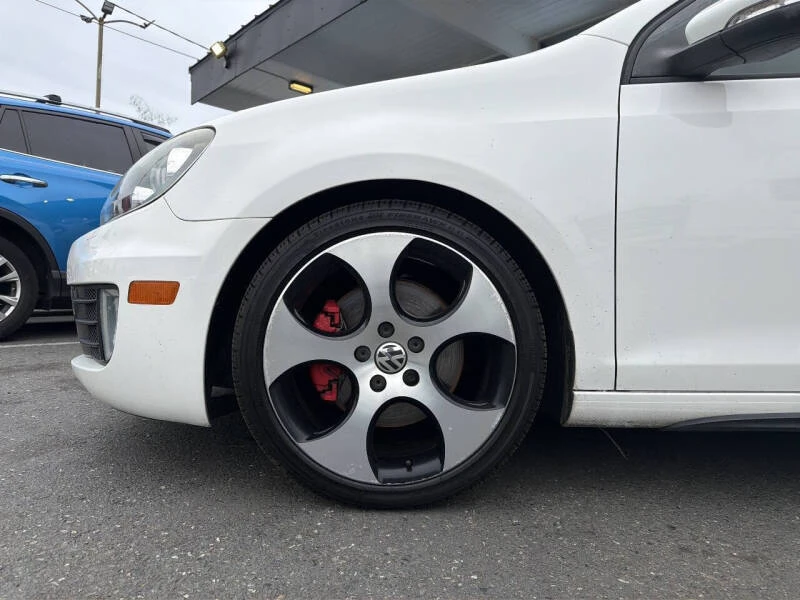 2011 Volkswagen GTI Mk6 - Image 2 of 31