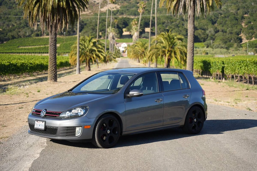 2011 Volkswagen GTI Mk6 - Image 2 of 13
