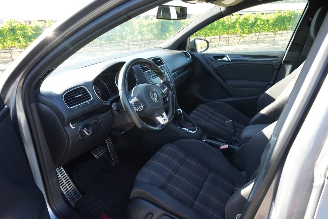 2011 Volkswagen GTI Mk6 - Image 11 of 13