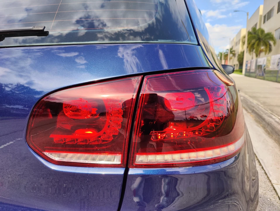 2011 Volkswagen GTI Mk6 - Image 15 of 31