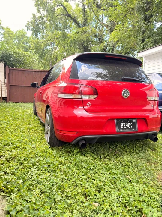 2011 Volkswagen GTI Mk6 - Image 2 of 6