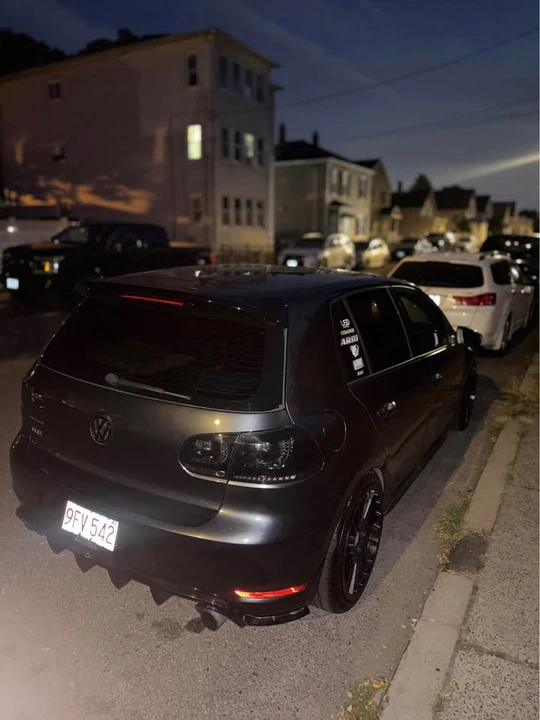 2011 Volkswagen GTI Mk6 - Image 3 of 6