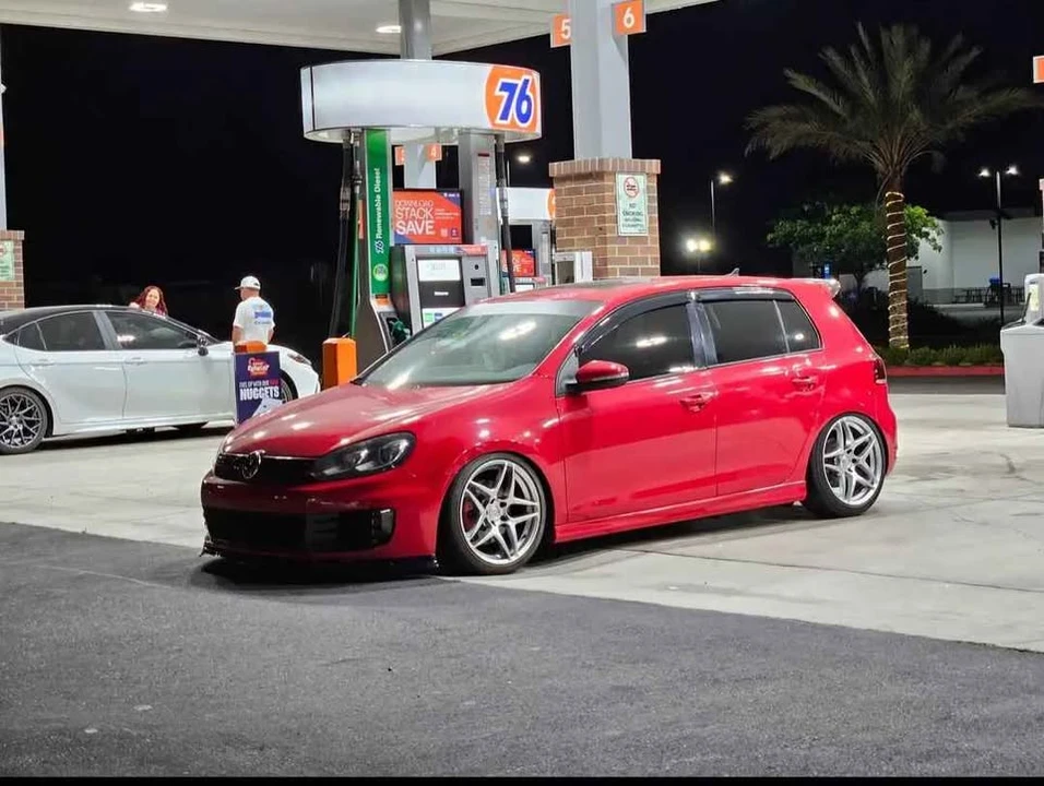 2011 Volkswagen GTI Mk6 - Image 2 of 7