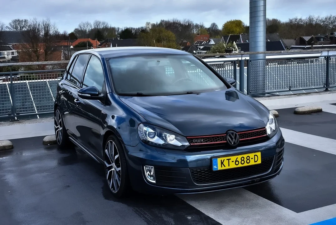 2011 Volkswagen GTI Mk6 - Image 8 of 31