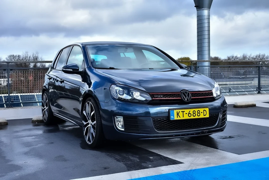 2011 Volkswagen GTI Mk6 - Image 3 of 31