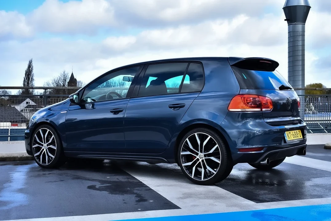 2011 Volkswagen GTI Mk6 - Image 16 of 31