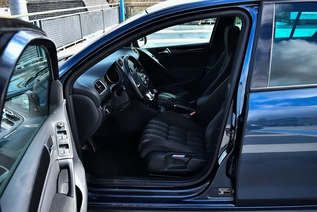 2011 Volkswagen GTI Mk6 - Image 28 of 31