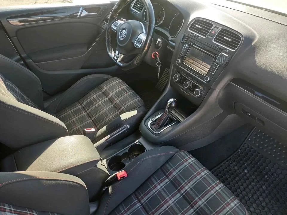 2011 Volkswagen GTI Mk6 - Image 14 of 15