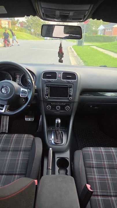 2011 Volkswagen GTI Mk6 - Image 3 of 6