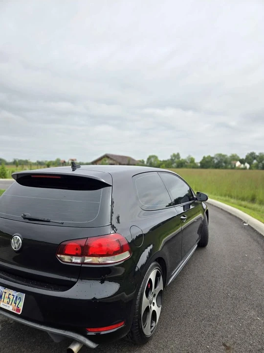 2011 Volkswagen GTI Mk6 - Image 2 of 8